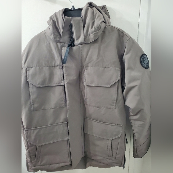 Canada Goose Maitland Parka - Picture 5 of 8